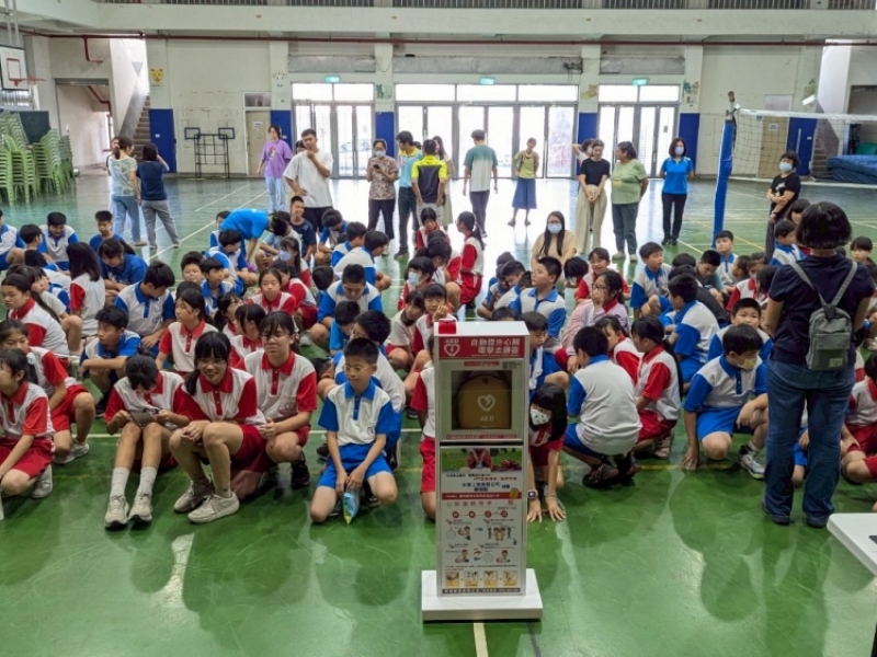 雲林縣東勢鄉 | 東勢國民小學 | 感謝黃琛懿先生 善心捐贈AED | 提升校園生命安全